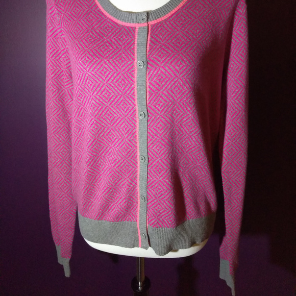 Sooo Pretty cabi fall 2015 Meg Cardigan NWOT ♥ - Picture 6 of 8